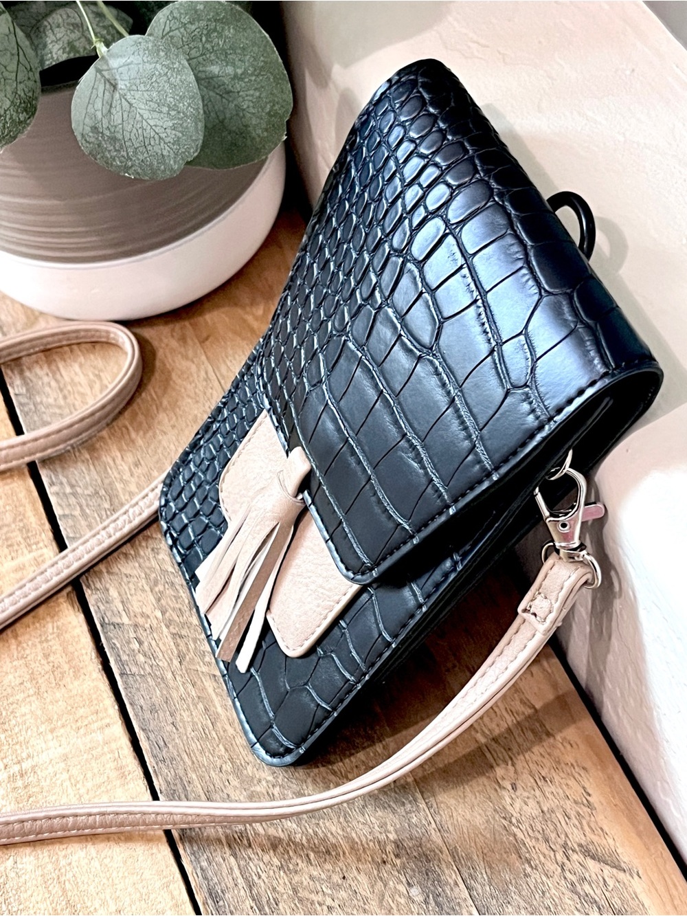 K. Carroll Black Croc Embossed Phone Crossbody Pouch Wallet - Picture 2 of 9